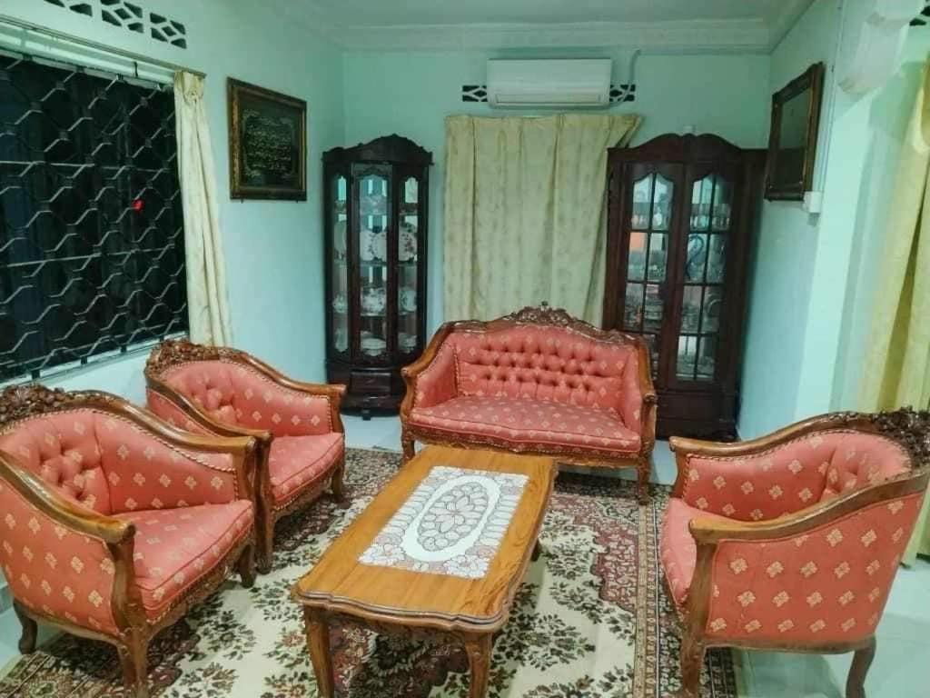 Teratak Port Dickson Homestay Buitenkant foto